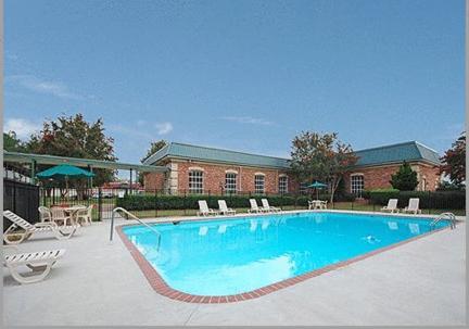Greenville Inn & Suites Eksteriør billede