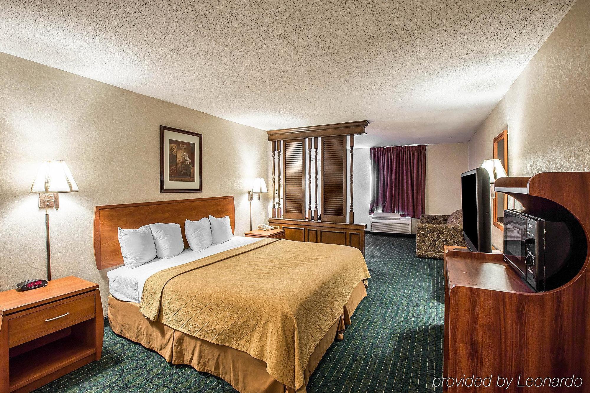 Greenville Inn & Suites Eksteriør billede